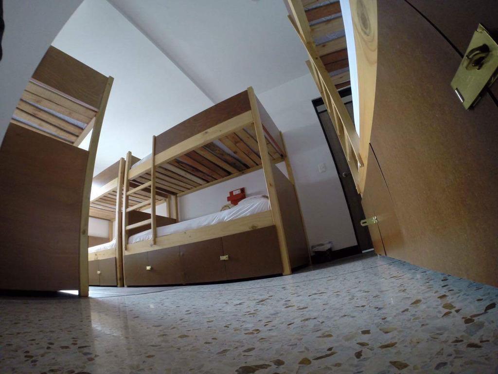 Wanderlust Hostel Armenia  Buitenkant foto
